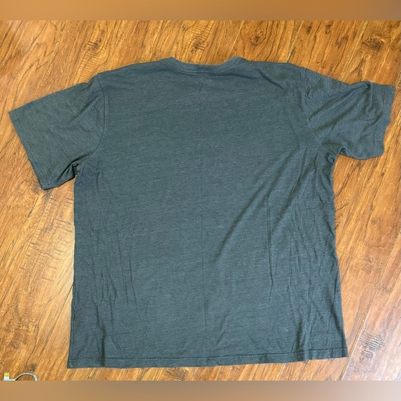 Set of (2) Carhartt Men’s XXL Gray & Black Yellow Logo Short Sleeve T-Shirts - Picture 4 of 9